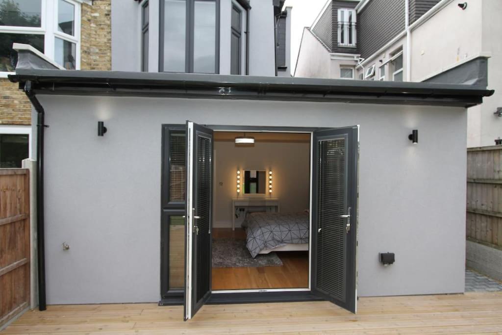 Lovely One Bed Apartment-Near All Transport-Village-Freeparking 伦敦 外观 照片