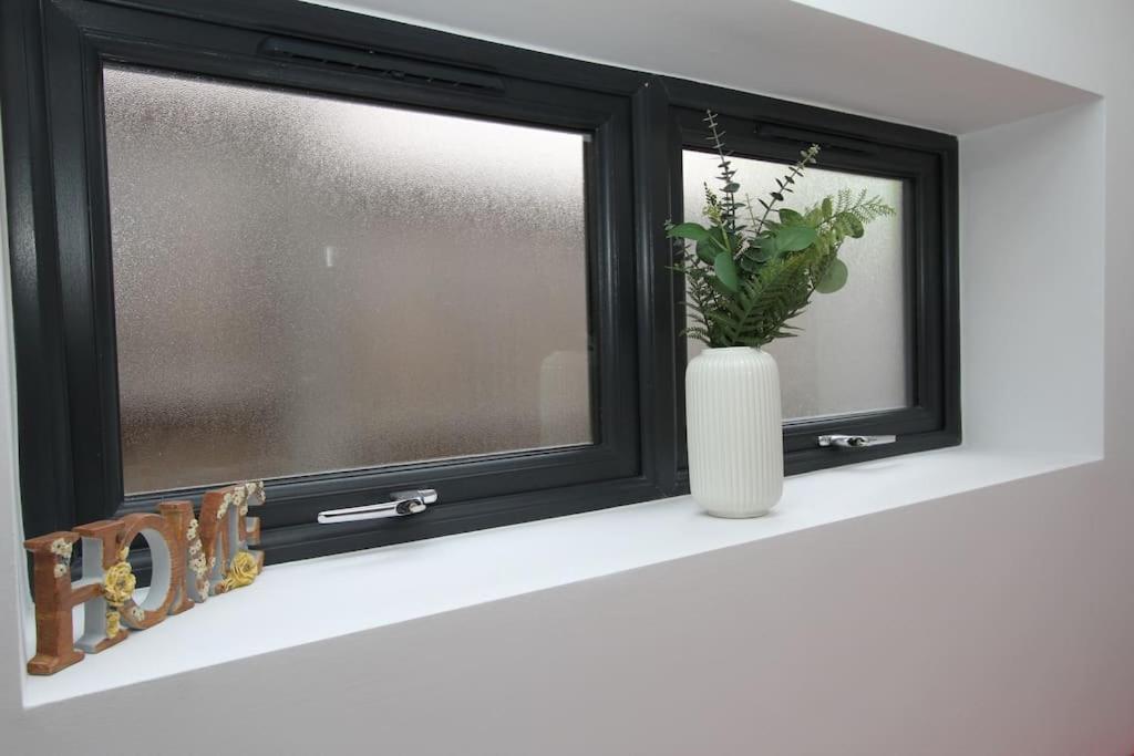 Lovely One Bed Apartment-Near All Transport-Village-Freeparking 伦敦 外观 照片